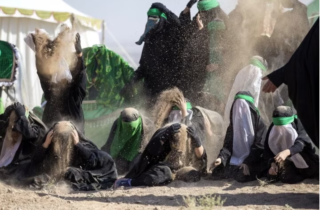 روضه‌خوانیِ امام حسن برای سیدالشهداء «علیه السلام» در لحظات احتضار...